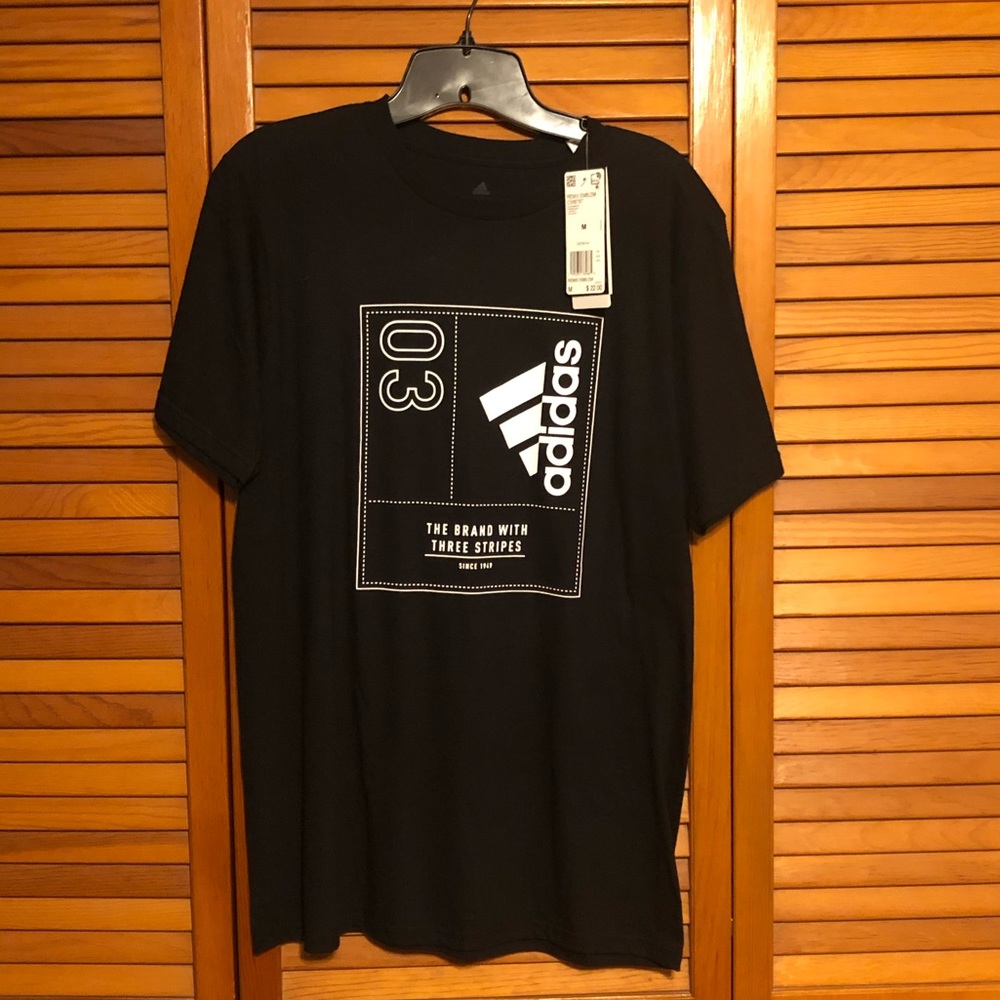 Adidas t shirt men’s size M
